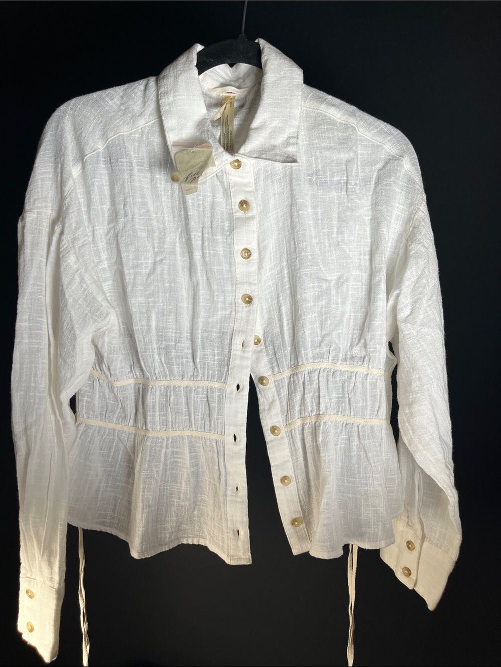 Free People Ivory Textured Button-Front high low Top Size Small - Picture 2 of 5